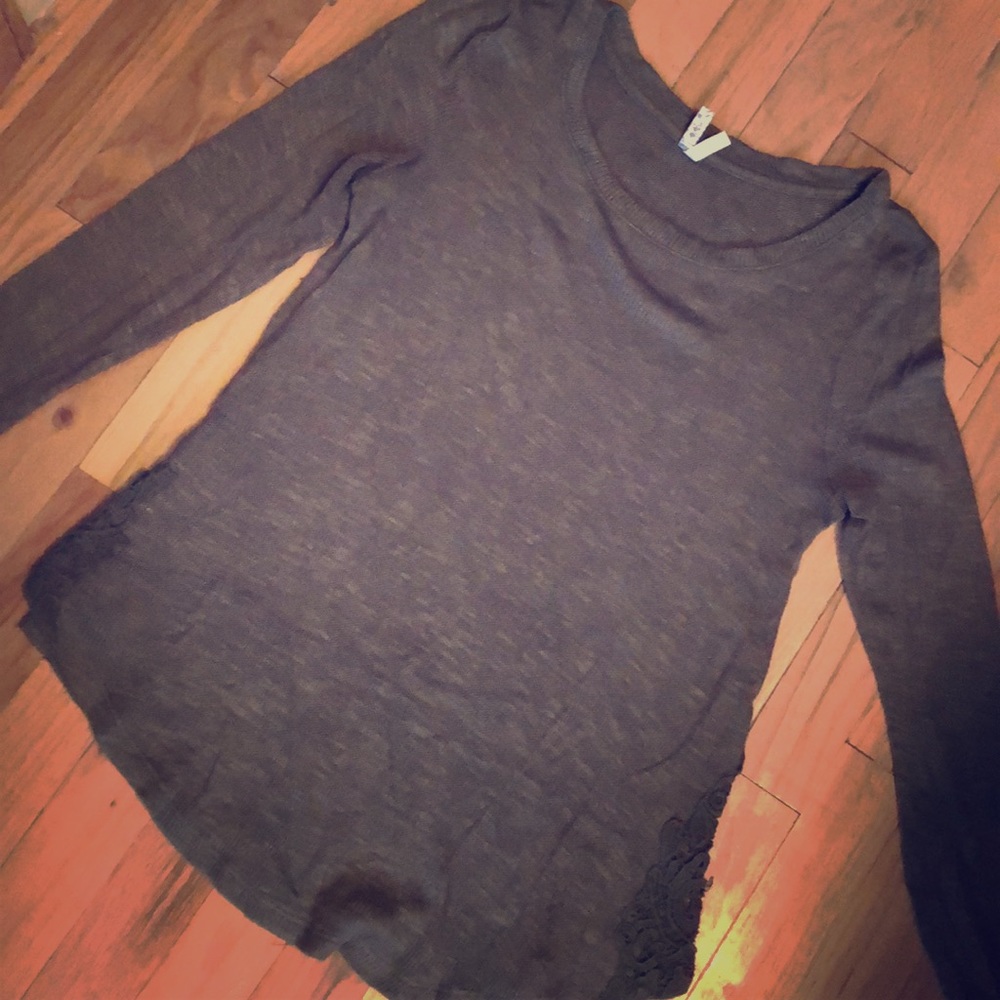 SOLD ✅Green Mudd Sweater